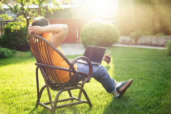 Menyederhanakan Hari dengan Kesadaran